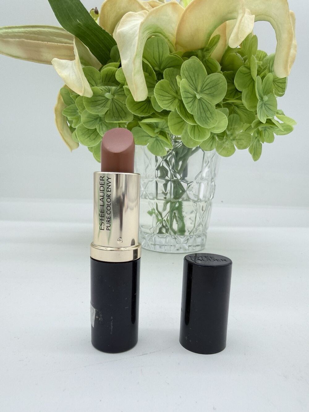 Estee Lauder Pure Color Envy Lipstick 125 Nude Cult Full Size